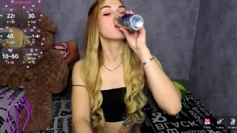 Snapshot of hellen__moore chatting on November 11, 12:54 am GTM3Mon Tue Wed Thu Fri San 0400 am-1030pm online show from November 11, 12:54 am