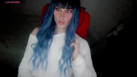 Helen Spellman online show from December 20, 6:48 pm