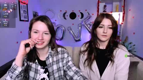 Snapshot of helli_belli chatting on February 16, 8:16 pm Helli online show from February 16, 8:16 pm