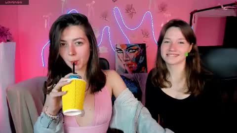Helli online show from May 8, 7:41 pm