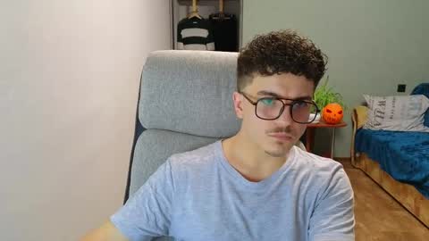 Remy online show from November 26, 2:18 pm