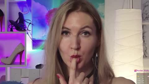 Alisia  Monday to Friday from 10 am to 4 pm GMT 2 online show from January 10, 11:22 am