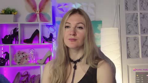 Alisia  Monday to Friday from 10 am to 4 pm GMT 2 online show from January 13, 8:05 am