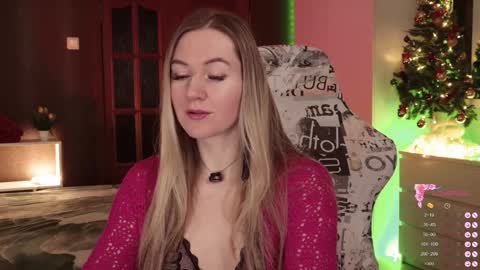 Snapshot of hello_lisha chatting on January 12, 8:19 am Alisia Monday to Friday from 10 am to 4 pm GMT 2 online show from January 12, 8:19 am