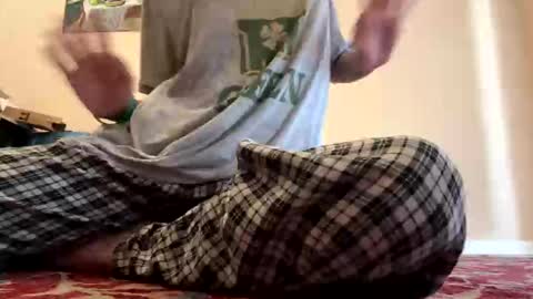 Snapshot of hellokitten123 chatting on October 6, 3:42 pm hellokitten123 online show from October 6, 3:42 pm