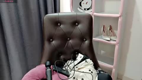 hellokitty_sexy online show from June 28, 1:22 am
