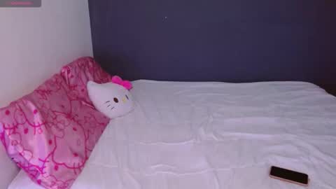 hellokitty_valery1 online show from October 26, 3:45 am