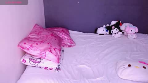 hellokitty_valery1 online show from February 12, 11:22 pm