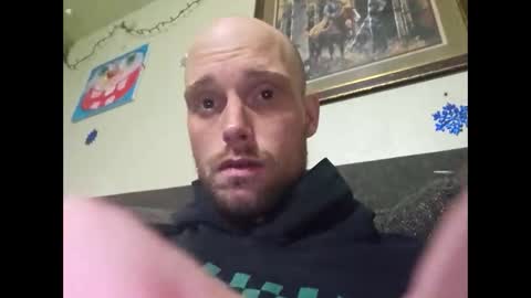 Snapshot of helloladysandgents chatting on December 15, 6:06 am helloladysandgents online show from December 15, 6:06 am