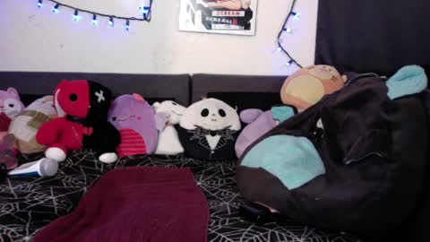 hellrazorbabexxx online show from December 16, 3:19 am