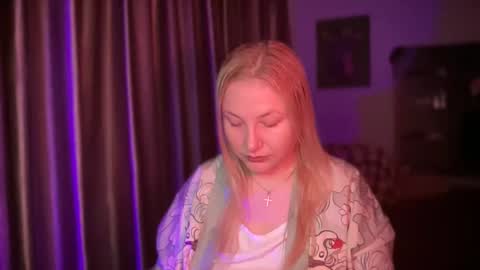 Snapshot of hellyriddle chatting on December 21, 9:49 am DeleteyourSadness online show from December 21, 9:49 am