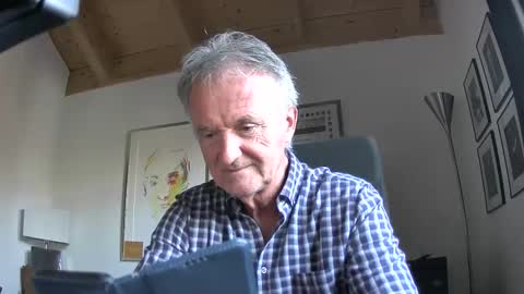 helmut227 online show from November 15, 2:02 pm