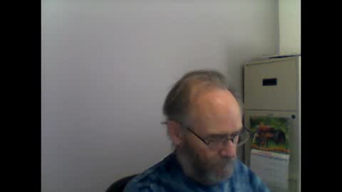 Snapshot of helopilot01 chatting on October 12, 4:17 pm helopilot01 online show from October 12, 4:17 pm