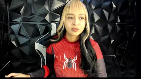 heluehorny13 online show from October 27, 6:17 am