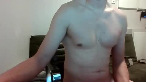 Jason Statham online show from February 17, 8:58 pm