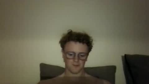 Snapshot of henrietje chatting on May 16, 7:56 pm henrietje online show from May 16, 7:56 pm