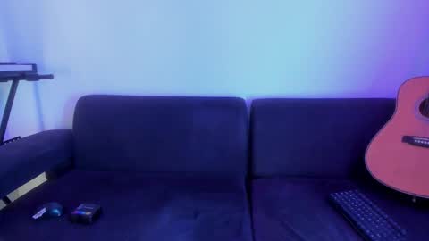 henrik_senn online show from November 24, 1:27 am