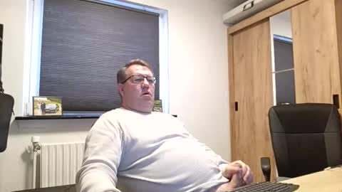 henrikrp1971 online show from February 9, 1:59 pm