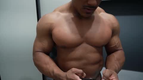 Henri online show from December 18, 11:11 pm