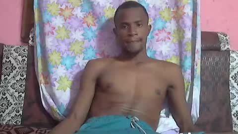 Adrian Honey online show from December 4, 7:01 pm