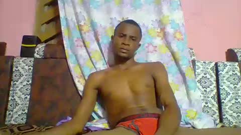 Adrian Honey online show from December 5, 6:22 pm