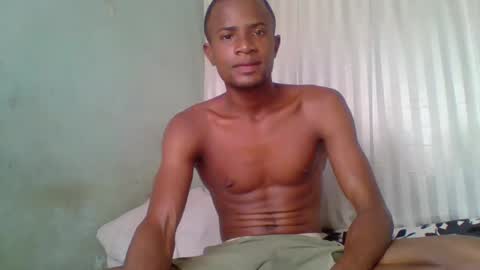 Adrian Honey online show from December 7, 5:26 am