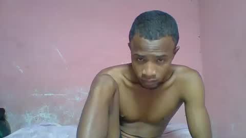 Adrian Honey online show from December 10, 4:24 am