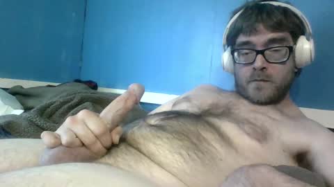 Snapshot of henry_balthazar chatting on February 10, 9:04 pm Henry Balthazar online show from February 10, 9:04 pm