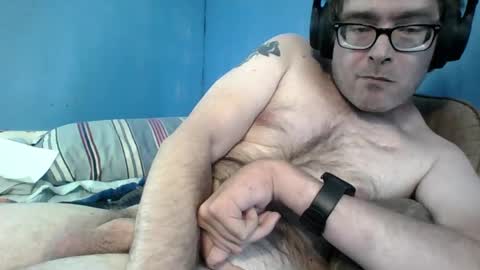 Snapshot of henry_balthazar chatting on May 2, 2:00 pm Henry Balthazar online show from May 2, 2:00 pm