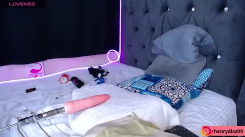 Snapshot of henry_diaz chatting on December 21, 7:35 am Henry online show from December 21, 7:35 am