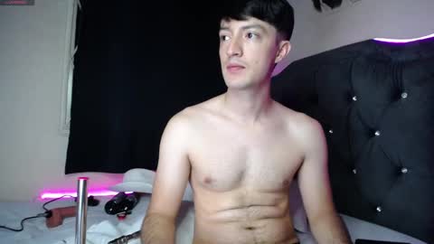 Snapshot of henry_diaz chatting on October 25, 9:17 am Henry online show from October 25, 9:17 am