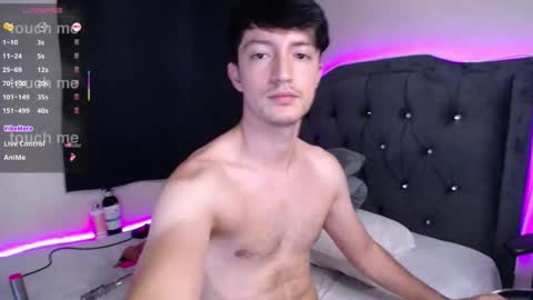 Snapshot of henry_diaz chatting on November 29, 6:49 am Henry online show from November 29, 6:49 am