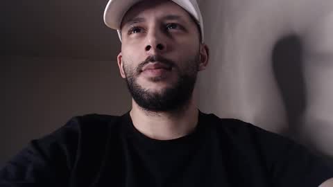 HenryAxe online show from November 11, 2:00 am