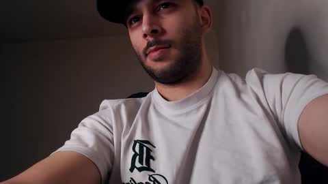 HenryAxe online show from March 21, 3:48 pm