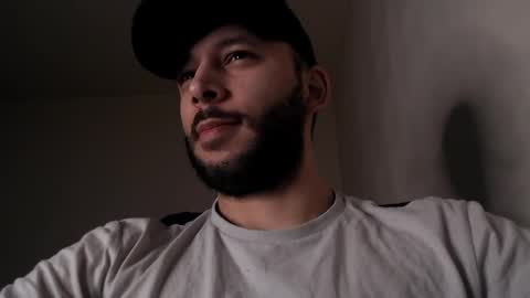 HenryAxe online show from April 9, 11:15 am