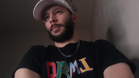 HenryAxe online show from May 15, 11:39 am