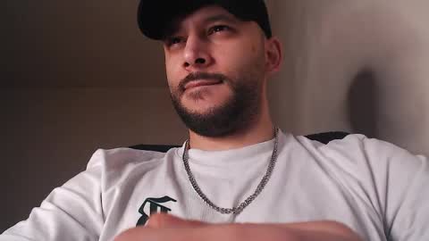 HenryAxe online show from May 23, 5:06 pm