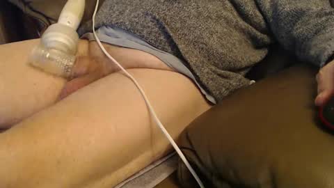 henryjxxx online show from February 5, 1:32 am