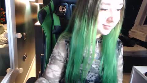 Hentaishiing online show from October 29, 6:42 pm