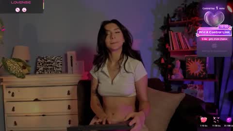 Hello I am Valentina independent Colombian model I love sensuality and pleasure welcome online show from February 27, 5:40 am