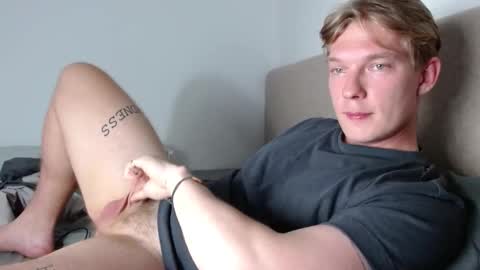 Snapshot of hercules__ chatting on February 28, 1:56 pm Gregblonde Alextattoo online show from February 28, 1:56 pm