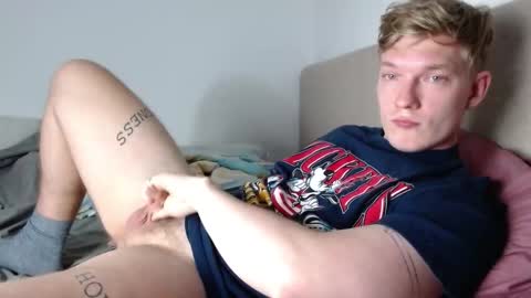 Snapshot of hercules__ chatting on March 12, 7:42 pm Gregblonde Alextattoo online show from March 12, 7:42 pm