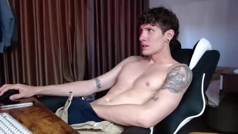 Snapshot of hercules__ chatting on March 21, 2:16 am Gregblonde Alextattoo online show from March 21, 2:16 am