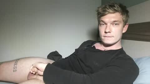 Snapshot of hercules__ chatting on July 29, 5:55 pm Gregblonde Alextattoo online show from July 29, 5:55 pm