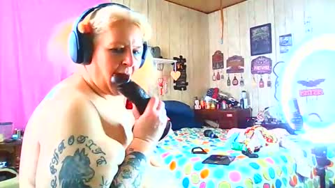 Snapshot of herculesnvenus chatting on February 9, 5:17 pm venus online show from February 9, 5:17 pm