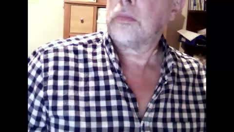 Snapshot of hereford66 chatting on October 2, 10:22 am hereford66 online show from October 2, 10:22 am