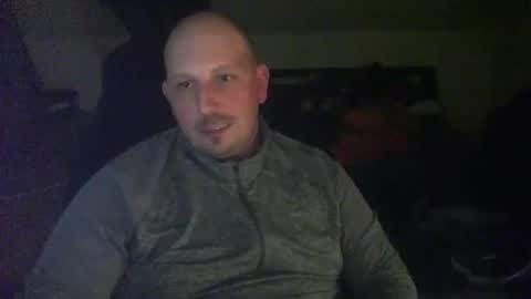 herejust4yoy online show from April 16, 9:39 pm