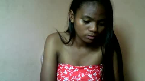 Snapshot of herisse01 chatting on June 11, 12:32 am herisse01 online show from June 11, 12:32 am