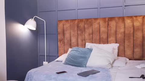 Hermione Scott online show from December 31, 1:08 pm