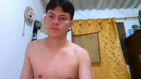 Snapshot of herrerabuitragroedwin chatting on July 18, 2:49 am valentin 123 online show from July 18, 2:49 am